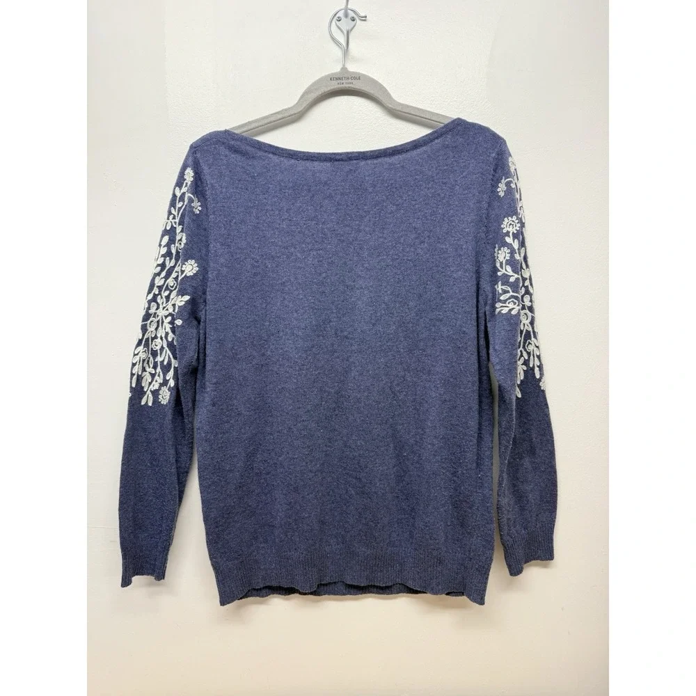 Rain + Rose Sweater Medium Blue‎ Embroidered Floral Angora Blend Boho Top #67